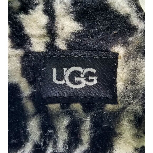 UGG Fluff Yeah Slide Black White Zebra Slipper Sandal Sz 5 36 Sheepskin Fur - Picture 3 of 14